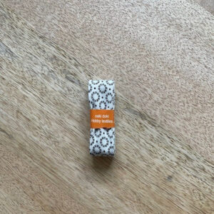 Biaisband met bloemen motief 20mm - Wit